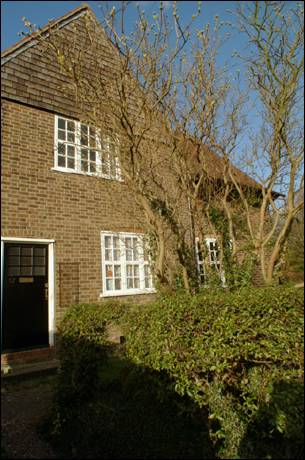 57 Asmuns Place